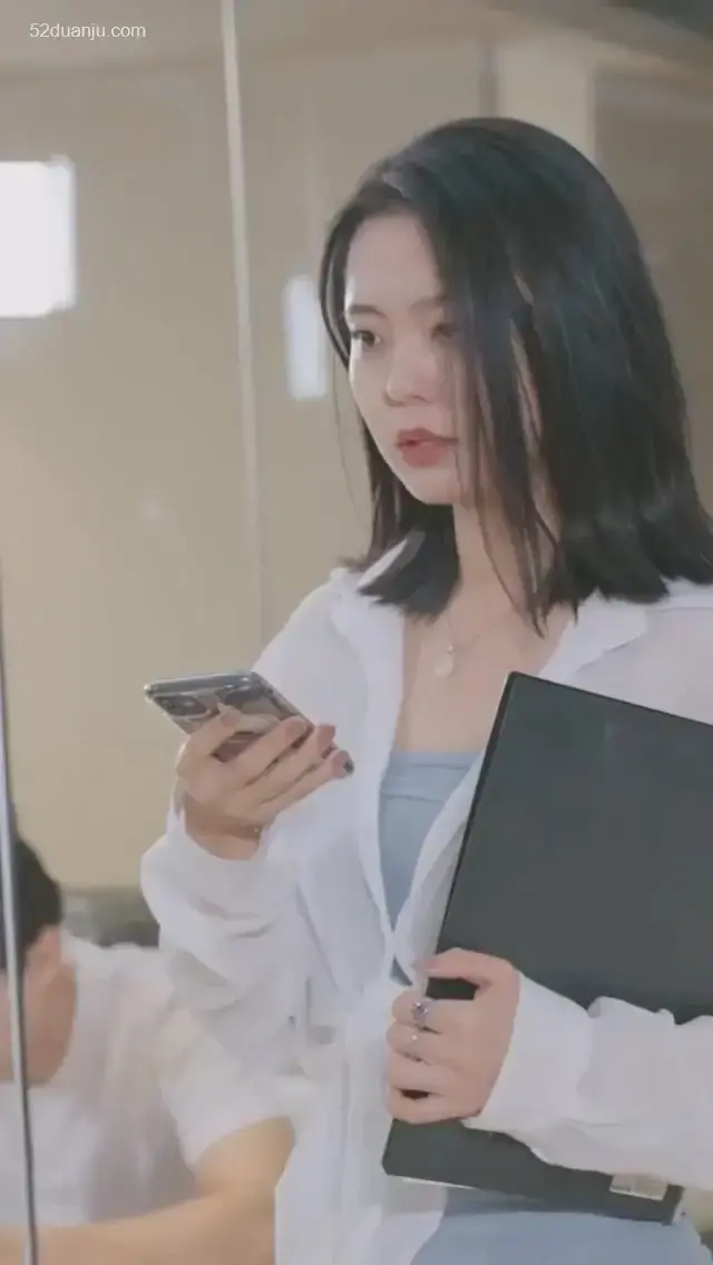 美女总裁的贴身狂龙合集版：都市奇幻与热血保镖的碰撞